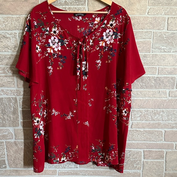BloomChic Tops - BloomChic Red Floral Blouse